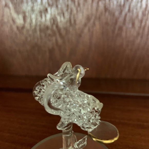 Spun Glass Mailbox Figurine - Picture 3 of 3